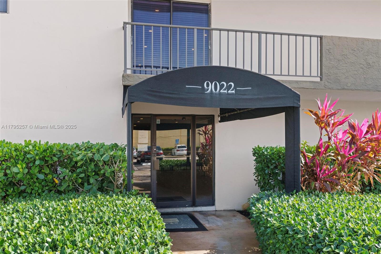 9022 NE 8th Ave 1L