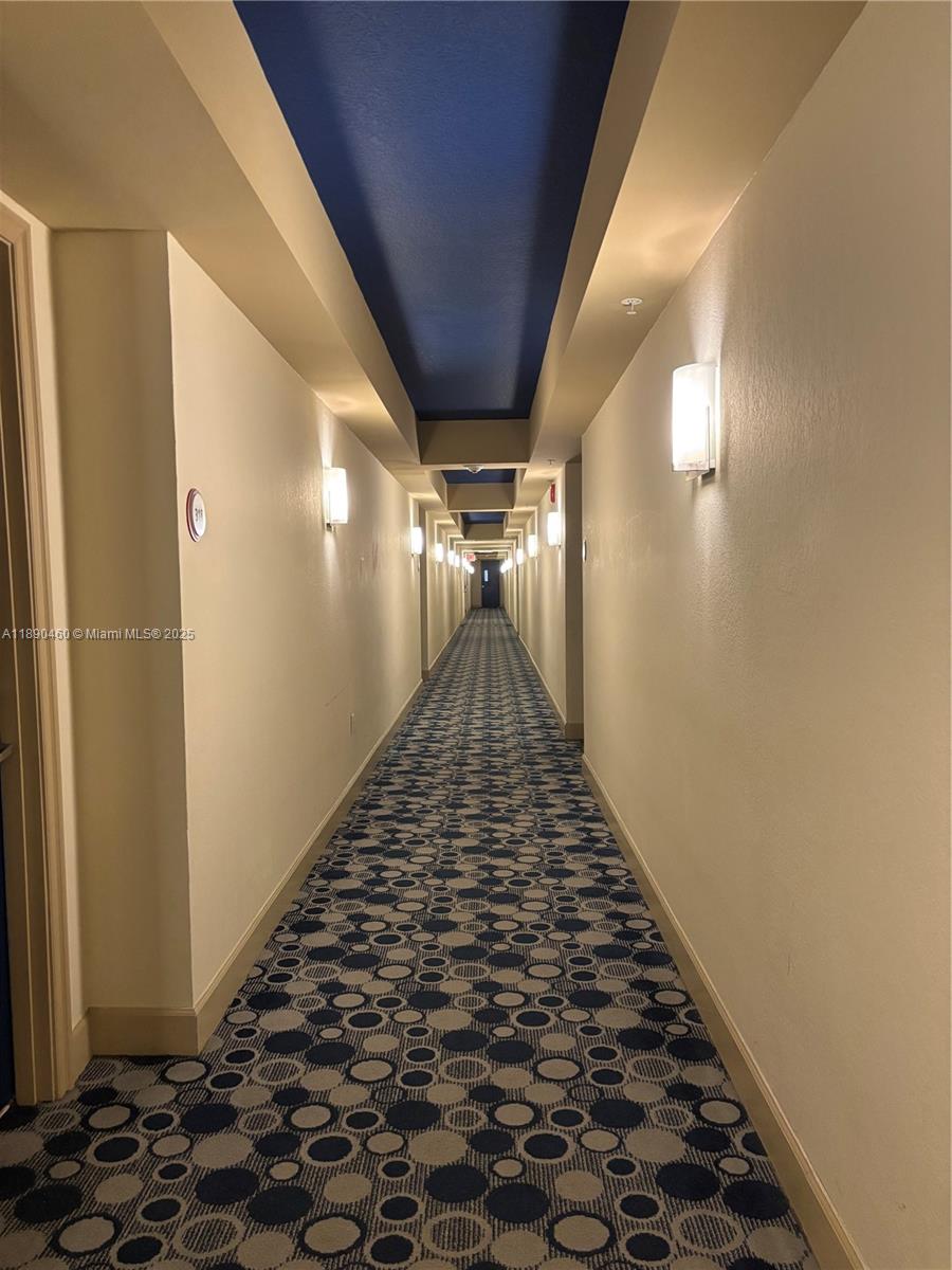 RADIUS CONDO - Residential Lease