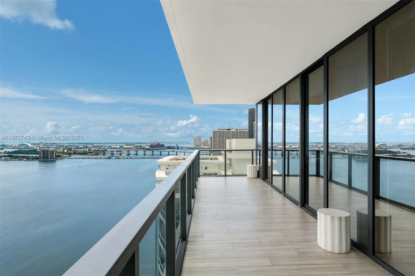 Miami, Florida 33137, United States, 3 Bedrooms Bedrooms, ,5 BathroomsBathrooms,Residential,Active,204313