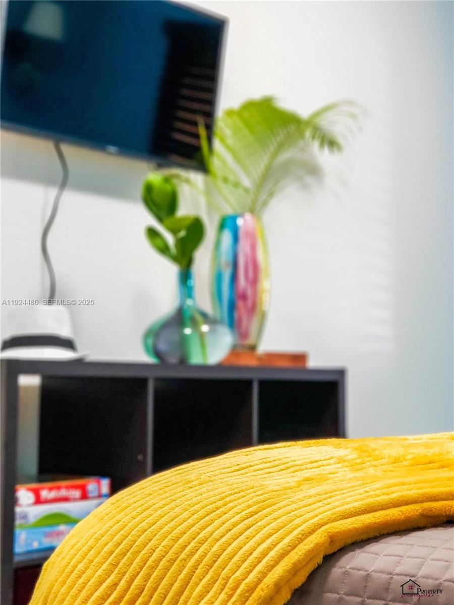 LAWRENCE EST LAND COS SUB - Residential Lease