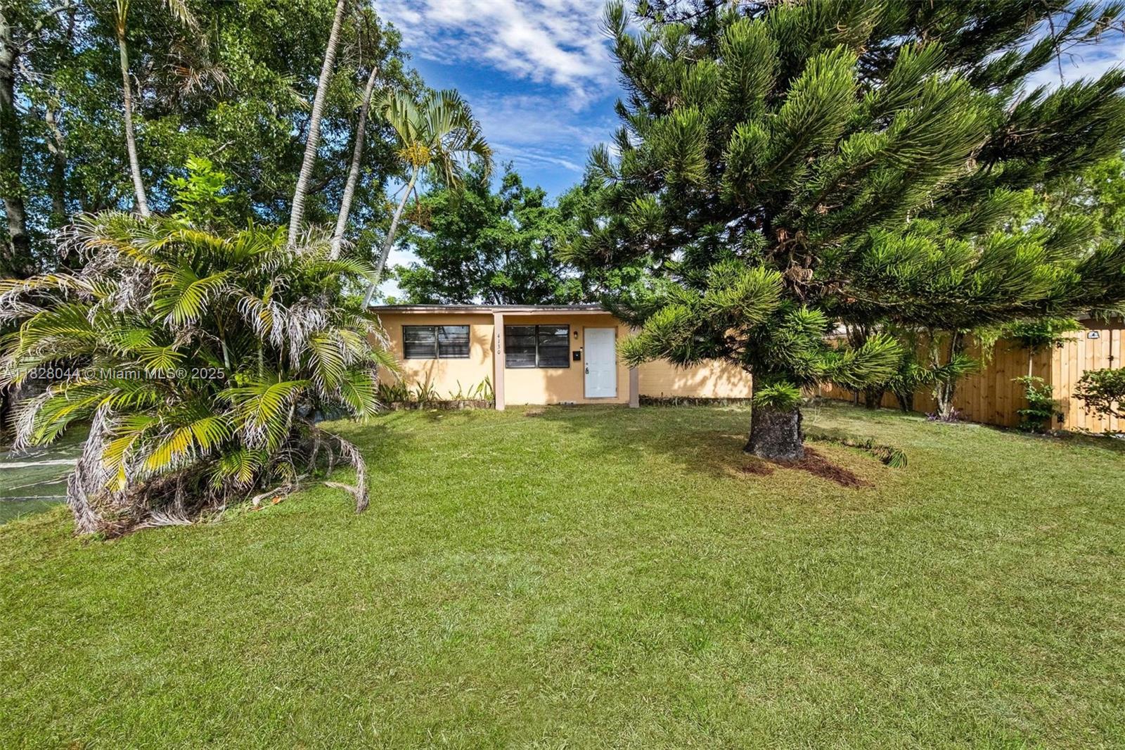 TWIN LAKES HOMES SEC 3 - Residential