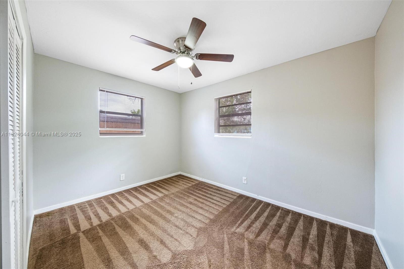 TWIN LAKES HOMES SEC 3 - Residential