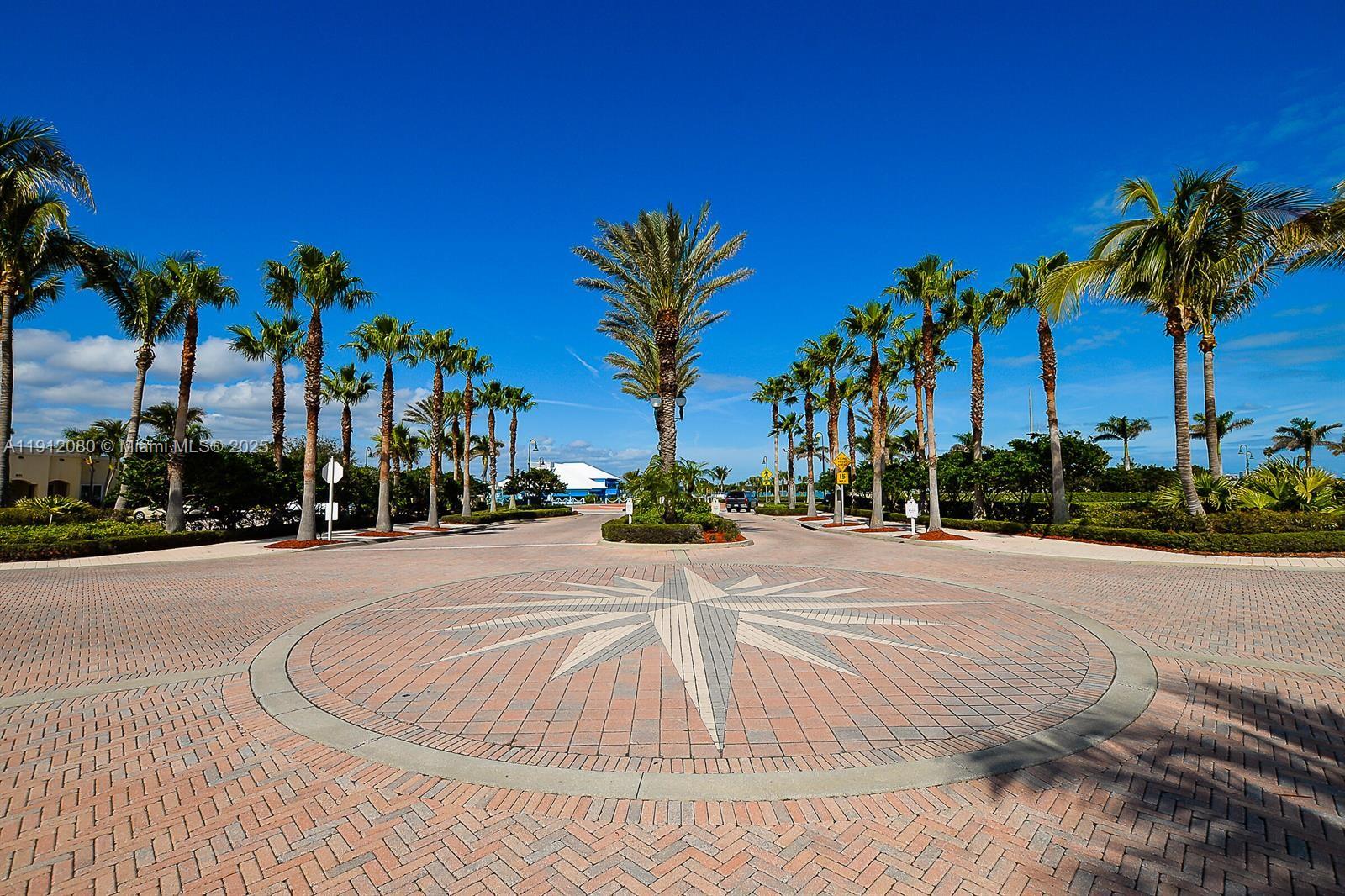 HARBOUR ISLE AT HUTCHINSO - Residential Lease