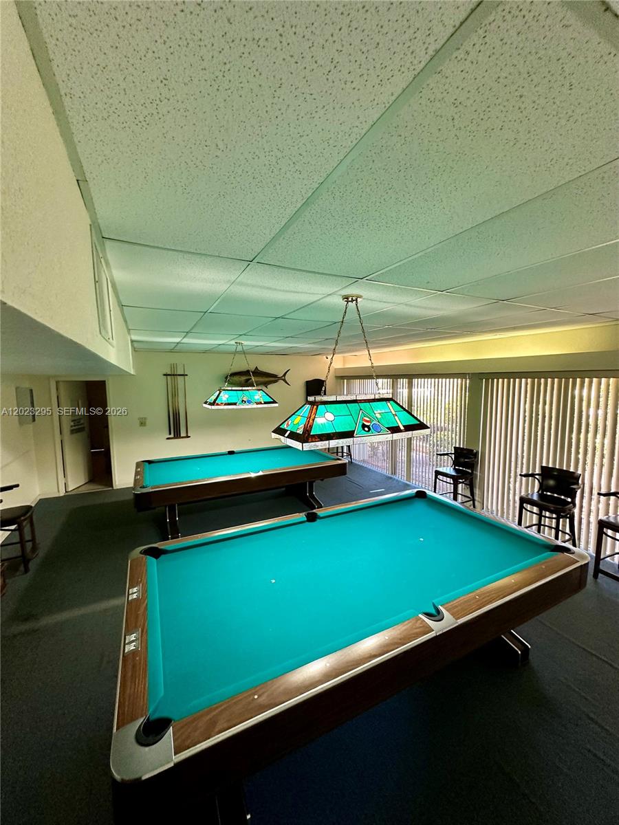 ISLAND CLUB FOUR CONDO - Residential