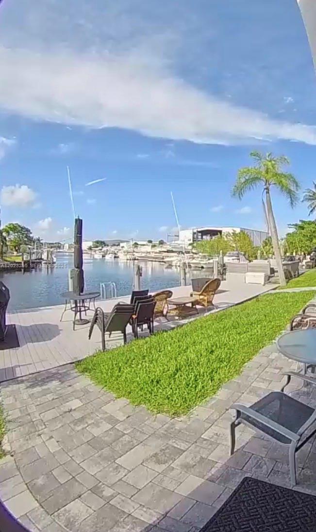 ISLAND CLUB FOUR CONDO - Residential
