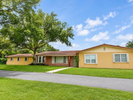 12601 STIRLING RD — listing photo 1
