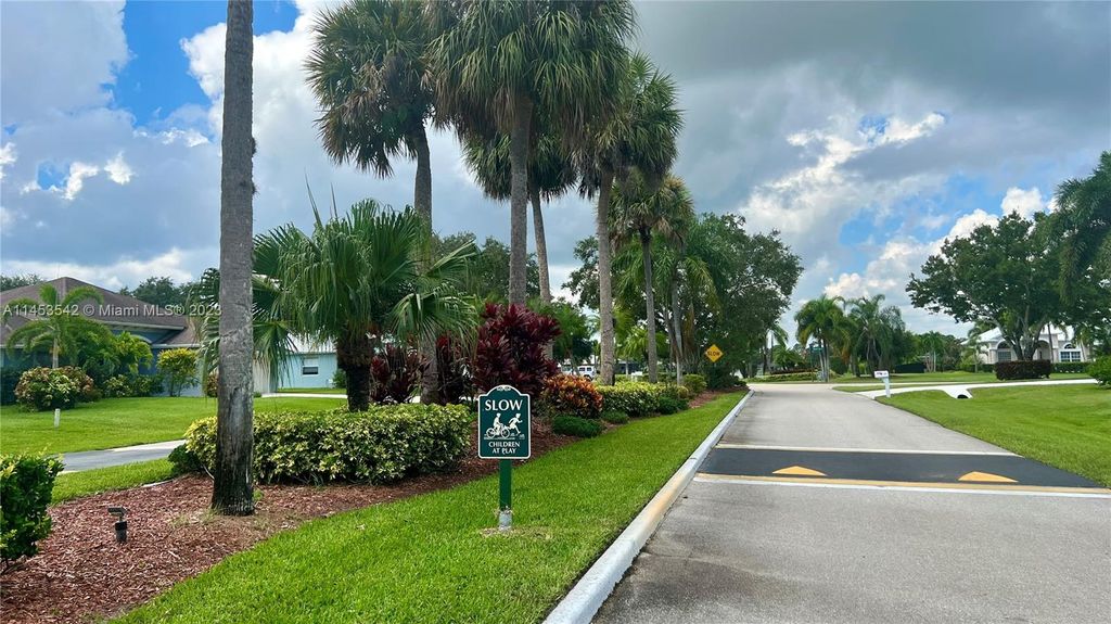 Photo of 2811 S Serenity Cir S, Fort Pierce, FL 34981 (MLS # A11453542)