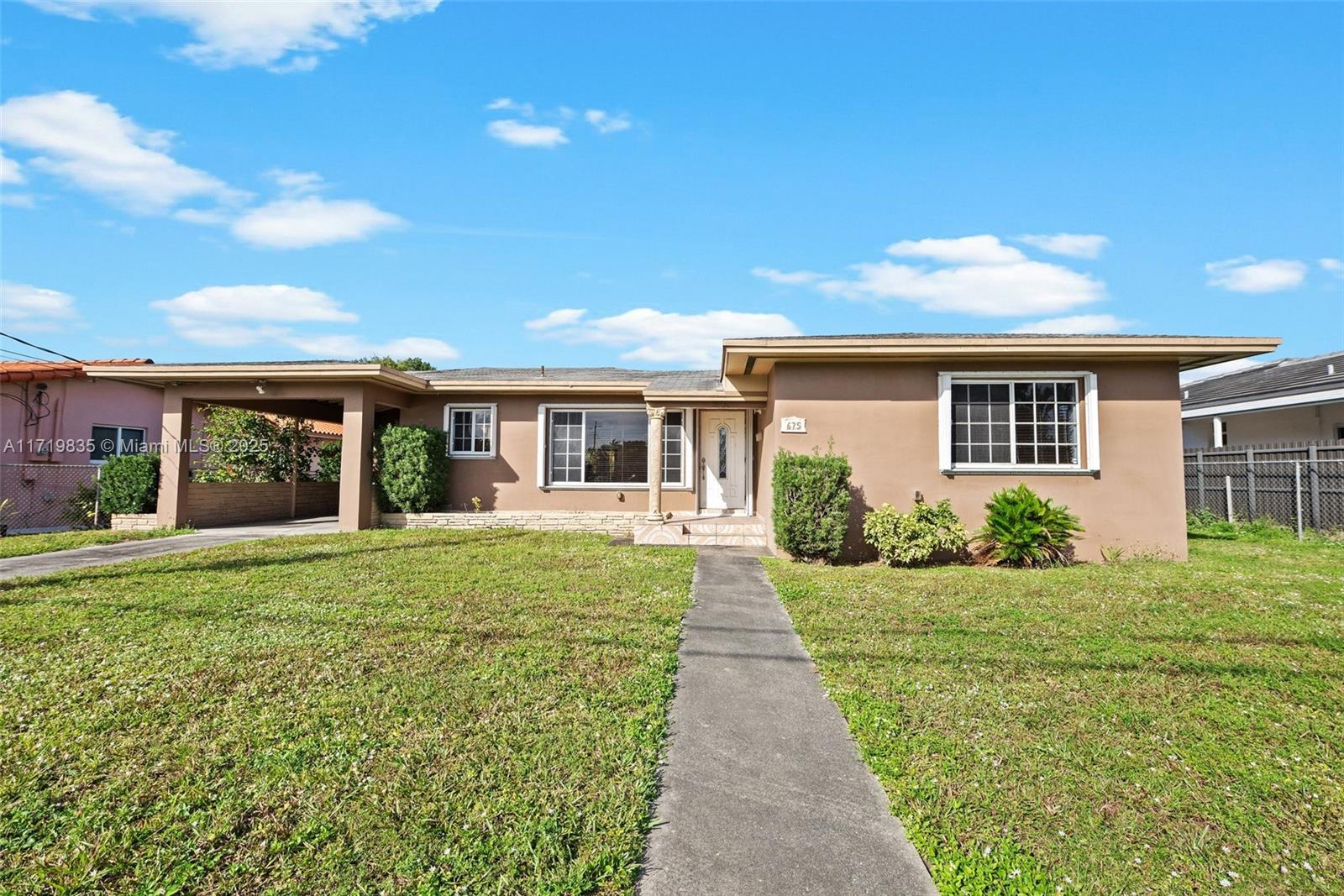 675 E 52nd St, Hialeah, Miami-Dade County, Florida - 2 Bedrooms  
1 Bathrooms - 