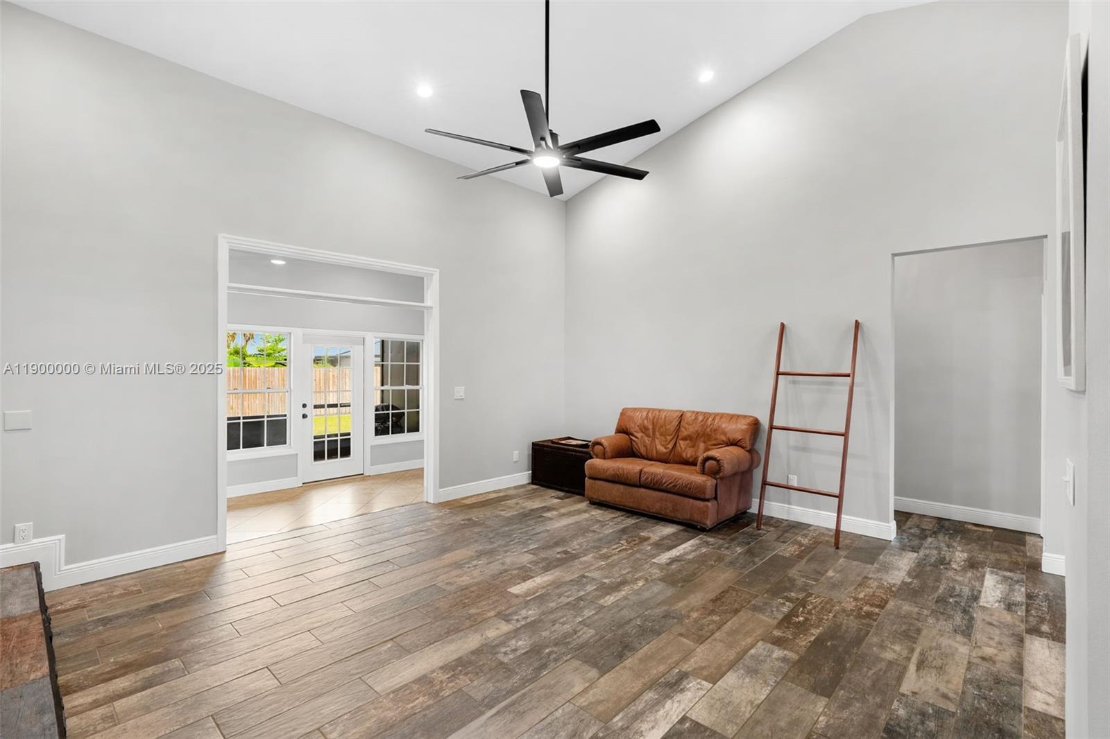 Inwood Landing - Residential