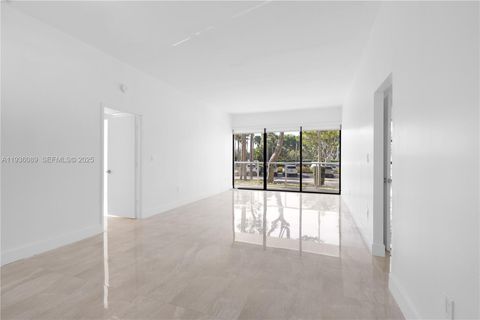 3731 N Country Club Dr 124 Aventura FL 33180