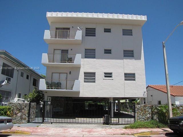 Charming 1-Bedroom in North Beach – Great Location & Value!
Great price for the perfect pad in Miami Beach! This bright and spacious 1-bed, 1.5-bath unit offers 609 sq. ft. of comfortable living space, featuring high-impact windows, an assigned covered parking space, and a prime location just minutes from the beach, parks, and shops. Located on the second floor of a quiet boutique building. It won’t last!