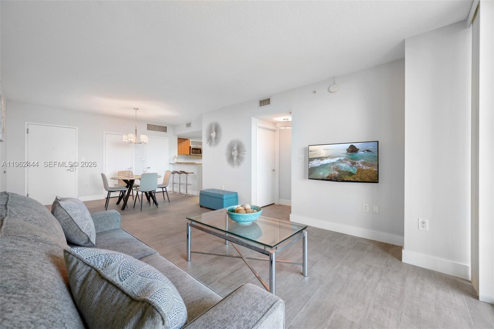 METROPOLIS II AT DADELAND - Residential