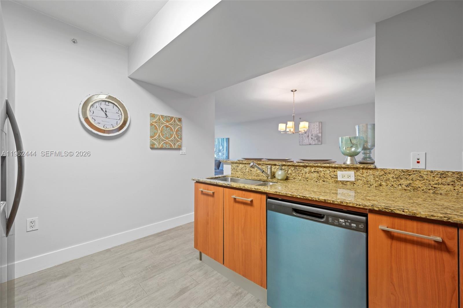 METROPOLIS II AT DADELAND - Residential