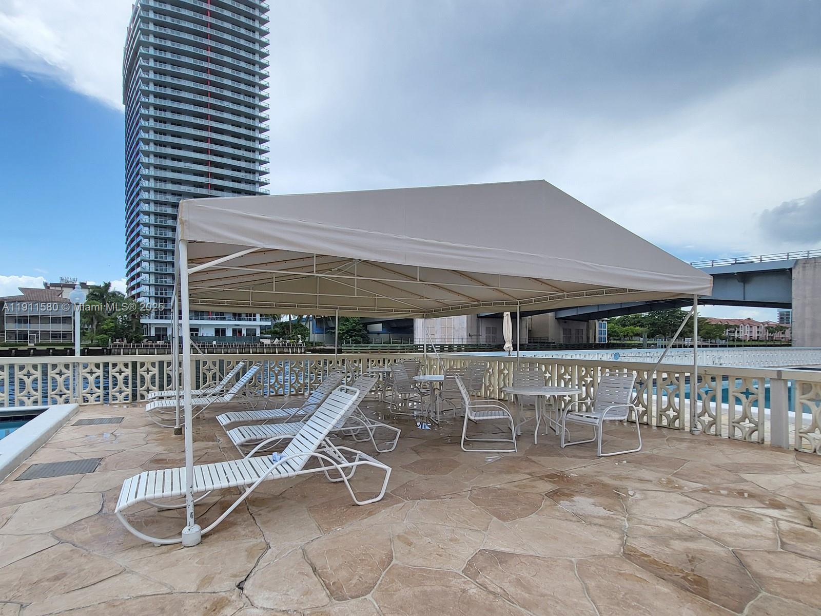 IMPERIAL TOWERS CONDO - Residential Lease