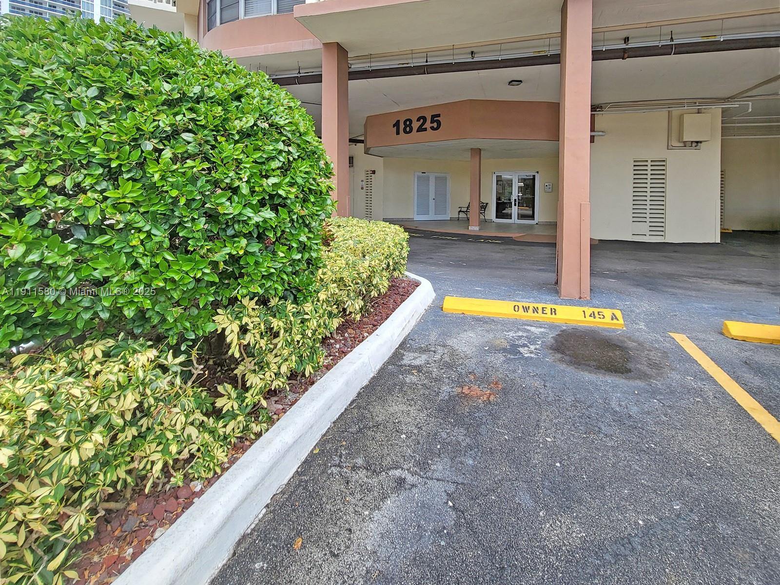 IMPERIAL TOWERS CONDO - Residential Lease