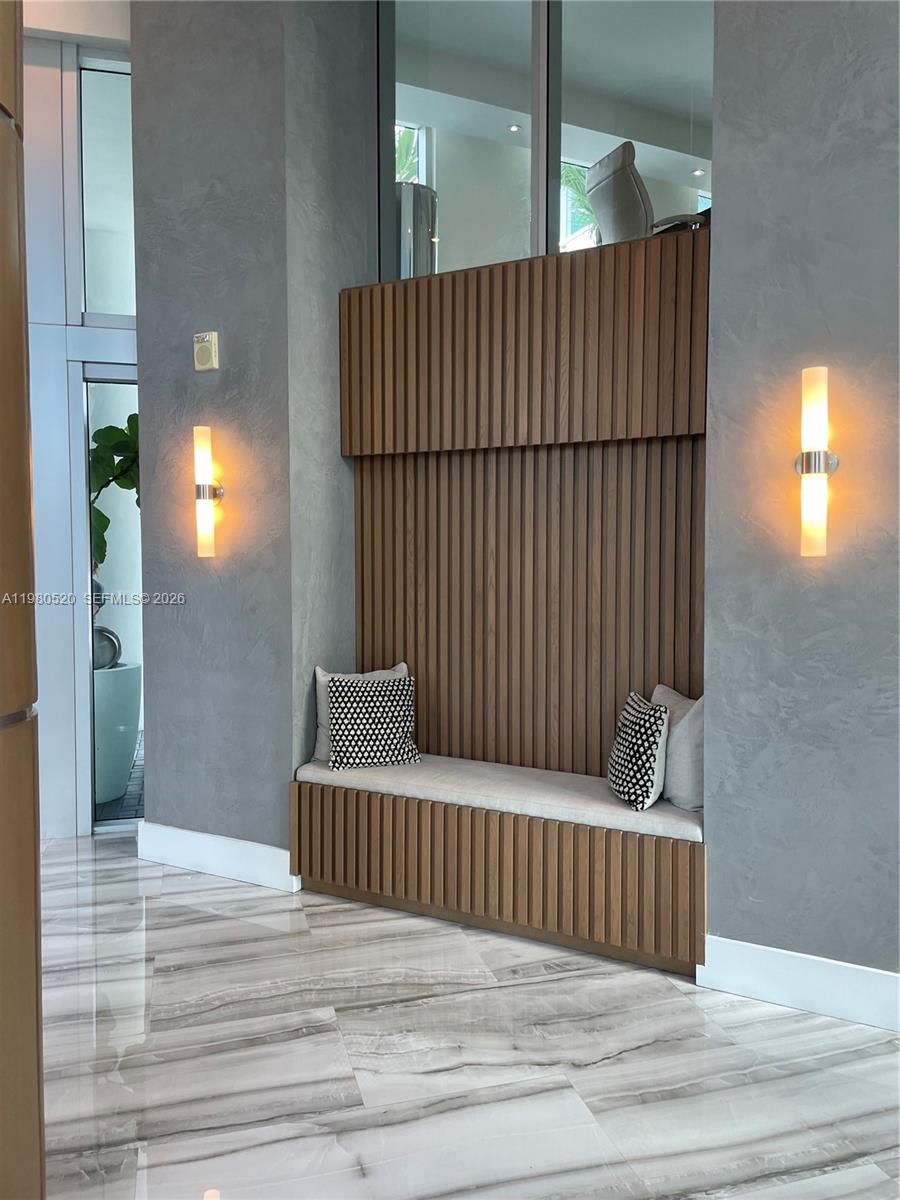 THE ATRIUM AT AVENTURA CO - Residential