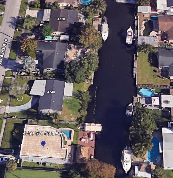 TROPICAL HAVEN - Residential