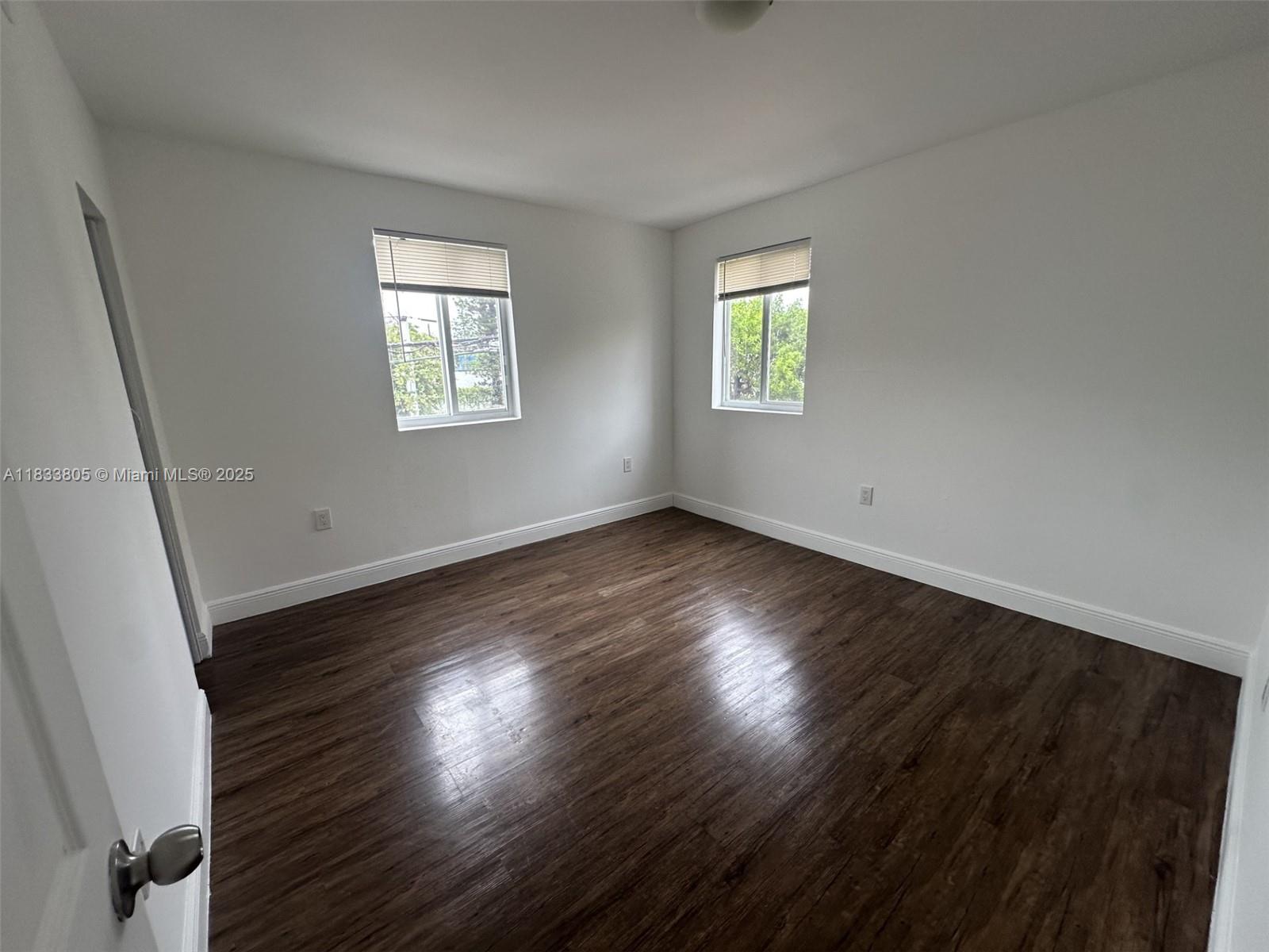 540 NW 7 St 19