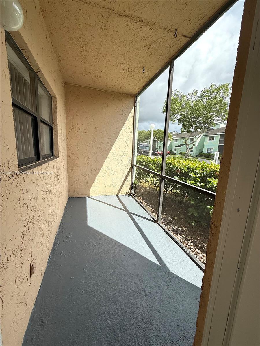 PRESERVE AT AVERY LAKES - Residential Lease