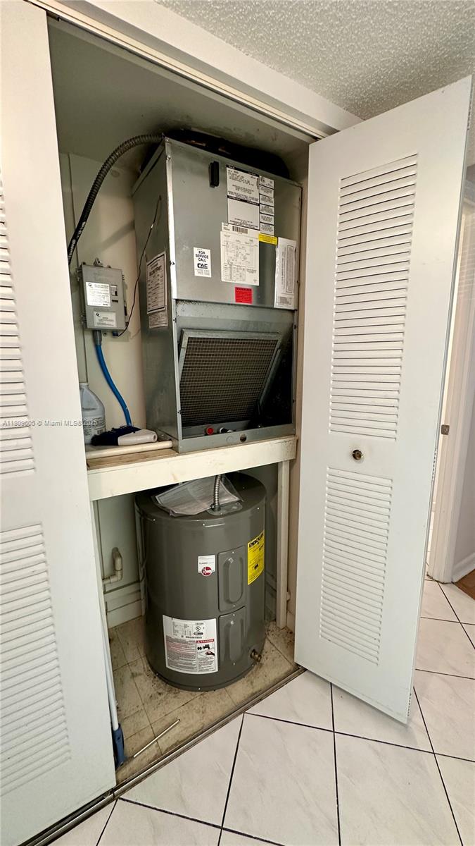 ORIOLE GARDENS TWO 65 CON - Residential