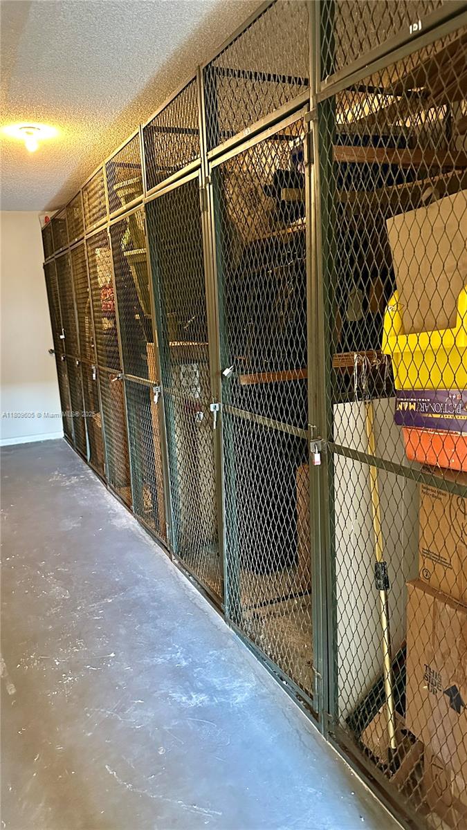 ORIOLE GARDENS TWO 65 CON - Residential