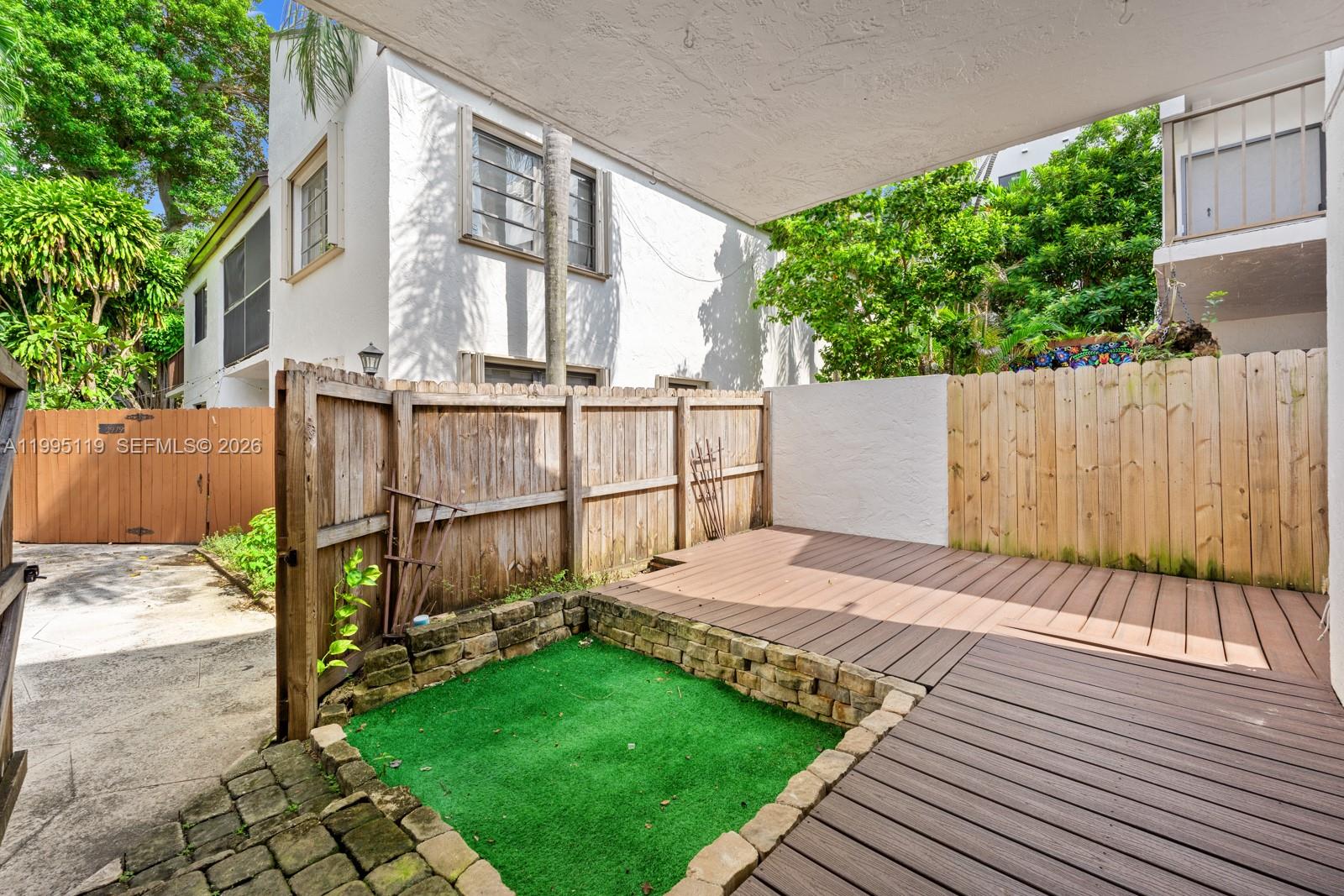 TIGERS TEN CONDO - Residential