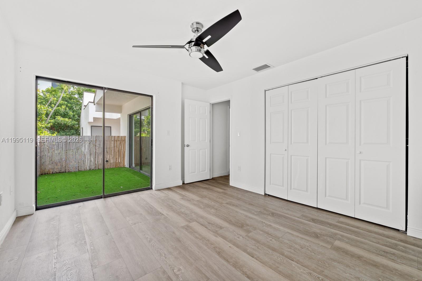 TIGERS TEN CONDO - Residential