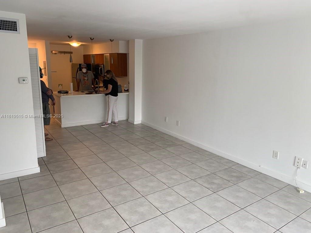 750 NE 64th St B400