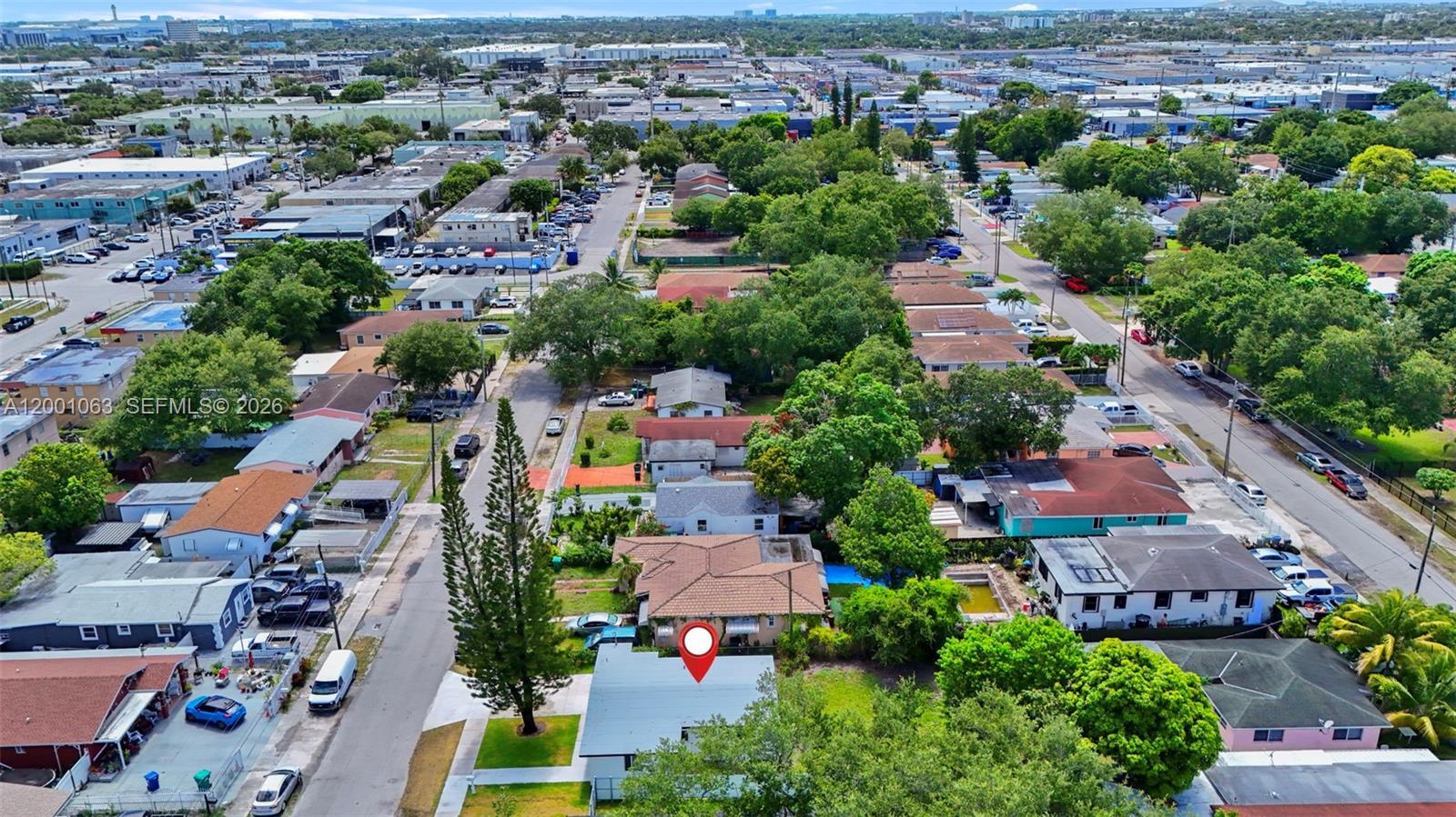 SEMINOLE LAWN - Residential