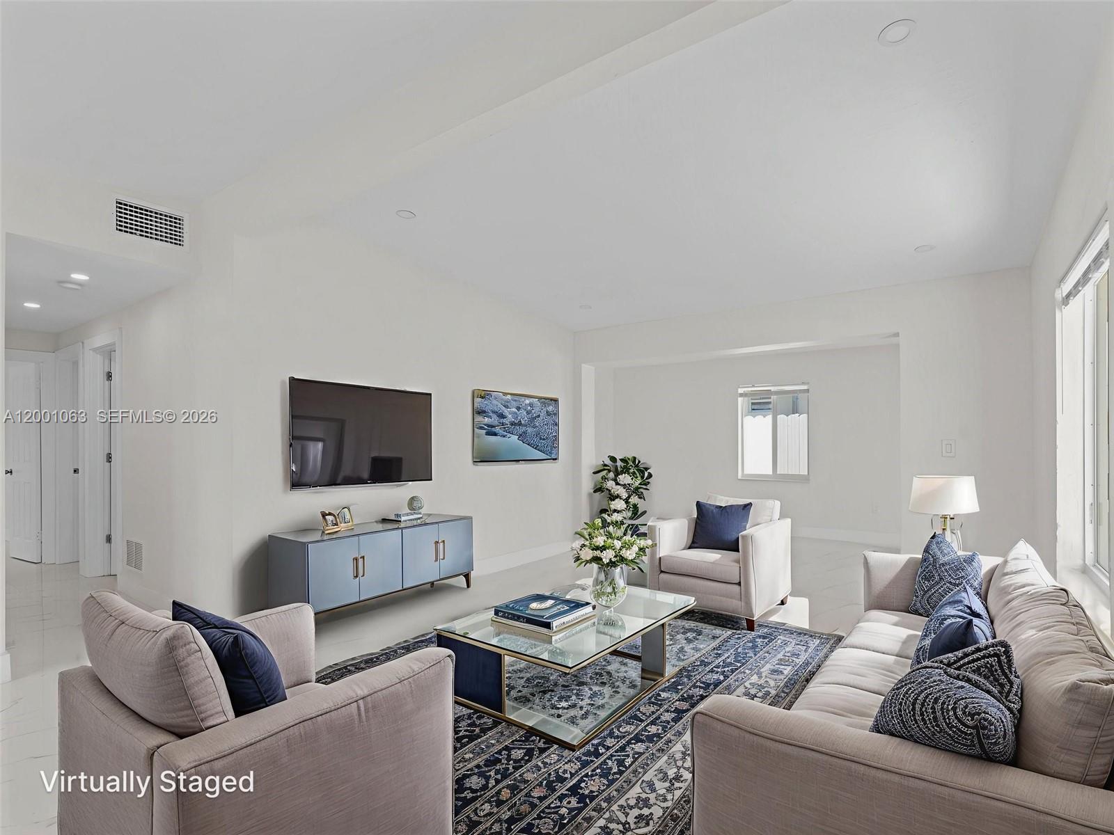 SEMINOLE LAWN - Residential