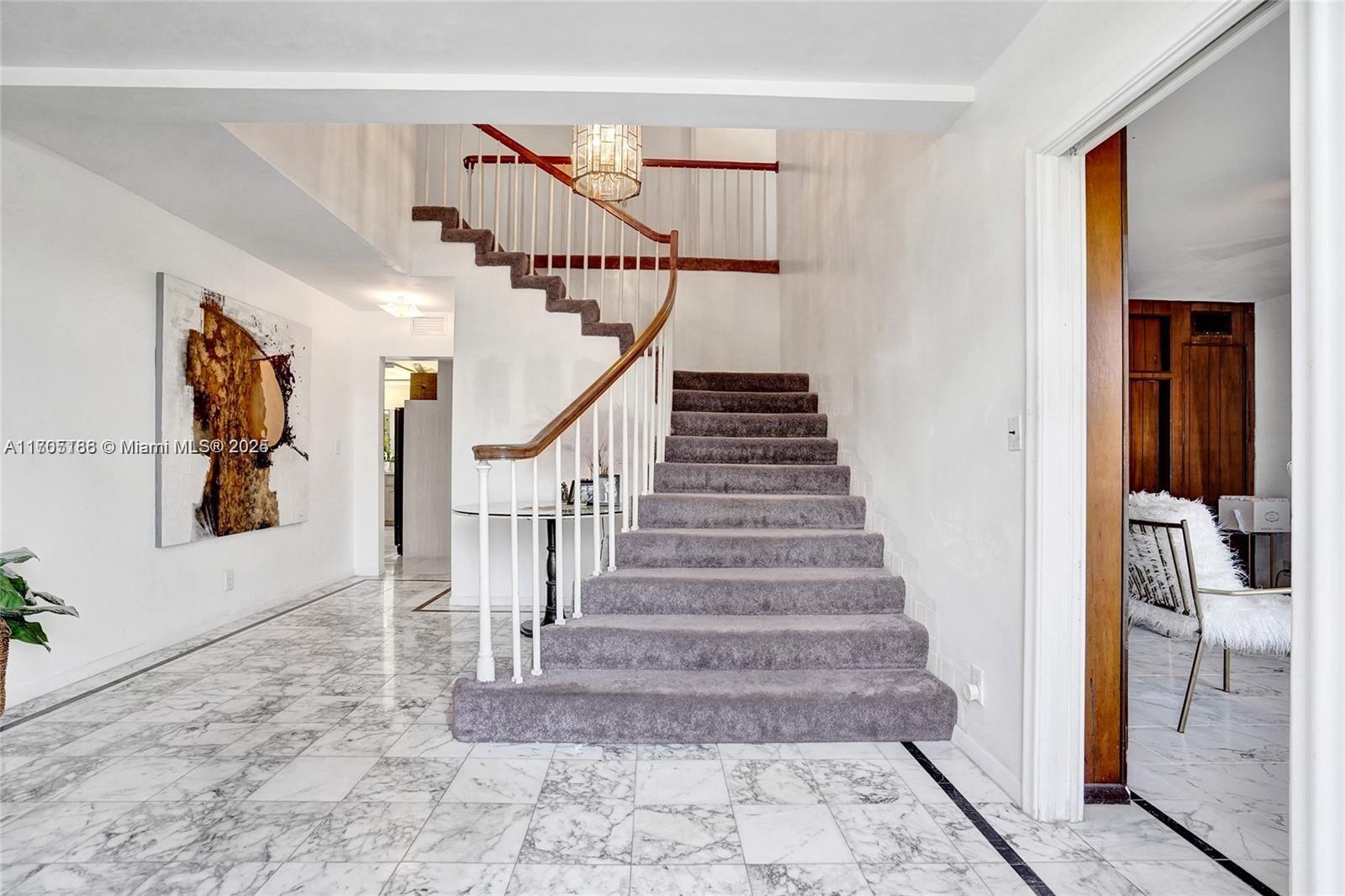 6 Tahoe Ln