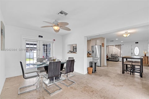 Tiny photo for 3338 Taft St, Hollywood, FL 33021 (MLS # A12042384)