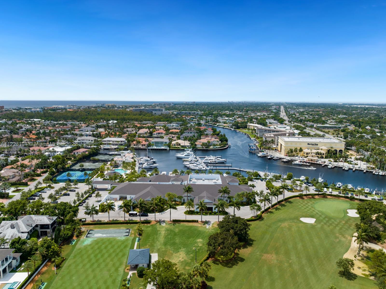 ROYAL PALM YACHT & COUNTR - Land