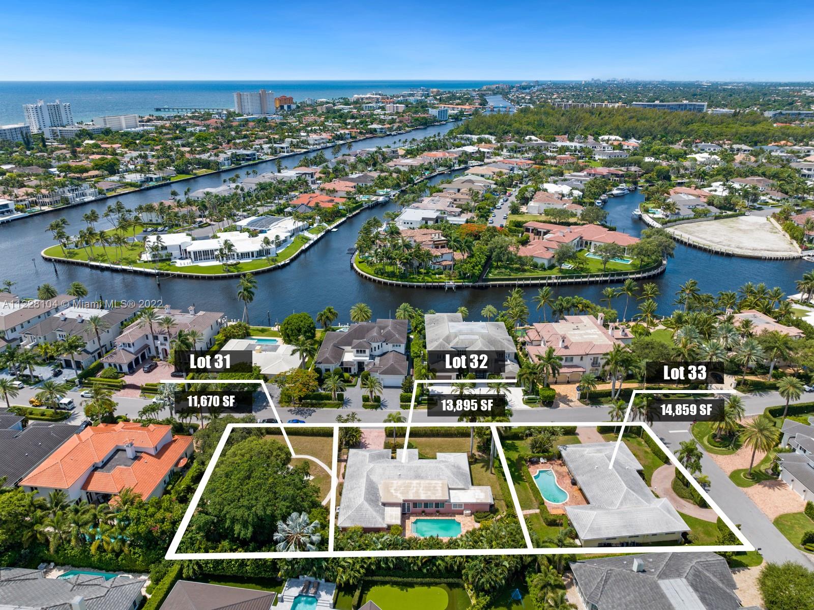 ROYAL PALM YACHT & COUNTR - Land