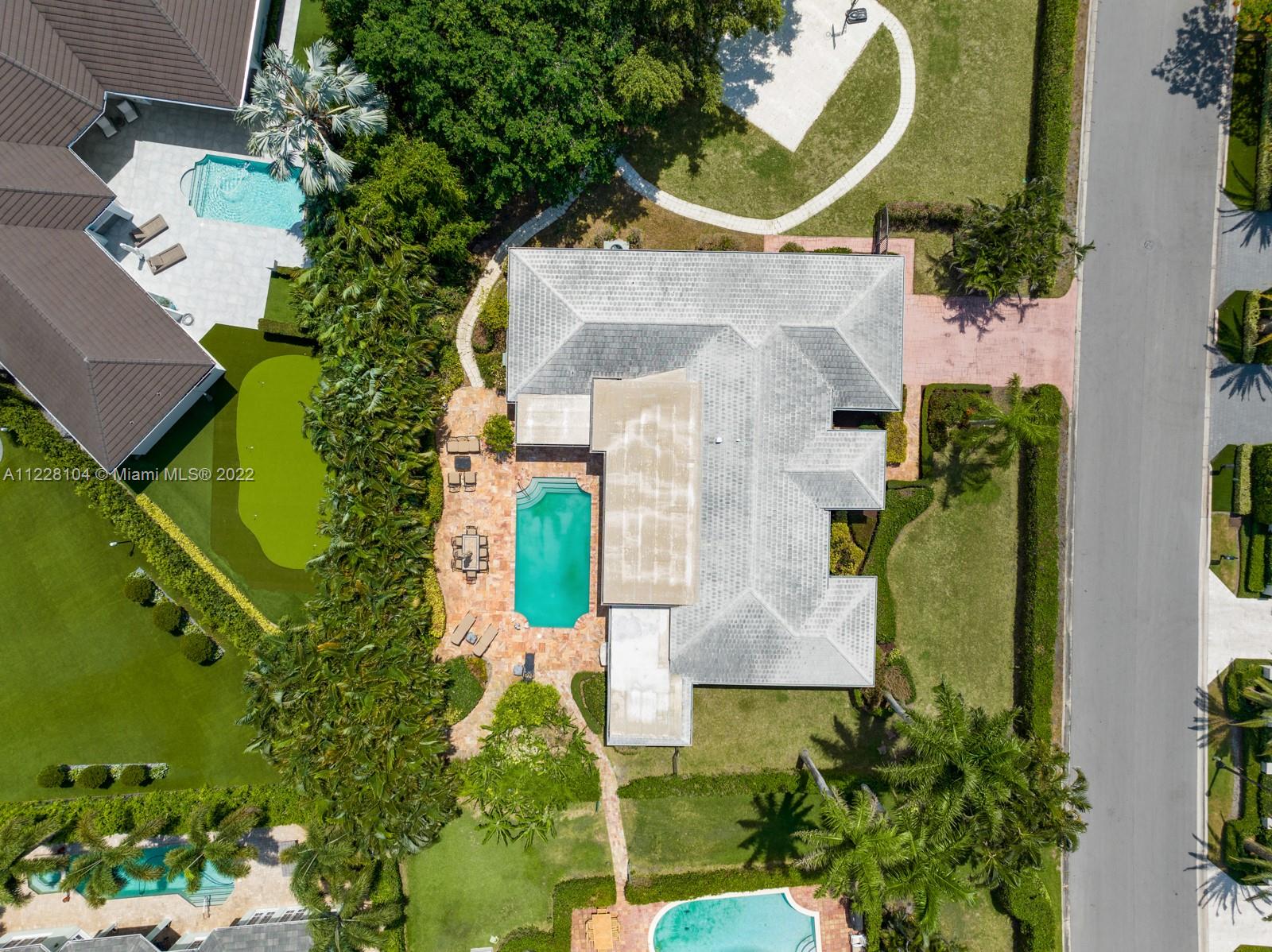 ROYAL PALM YACHT & COUNTR - Land