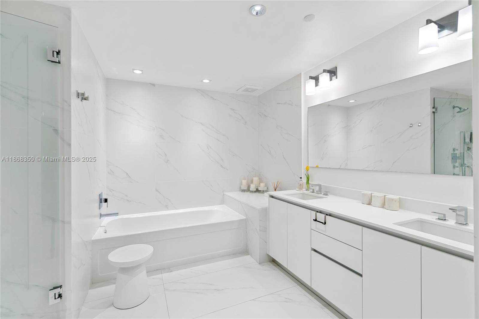 SAGE BEACH CONDO - Residential