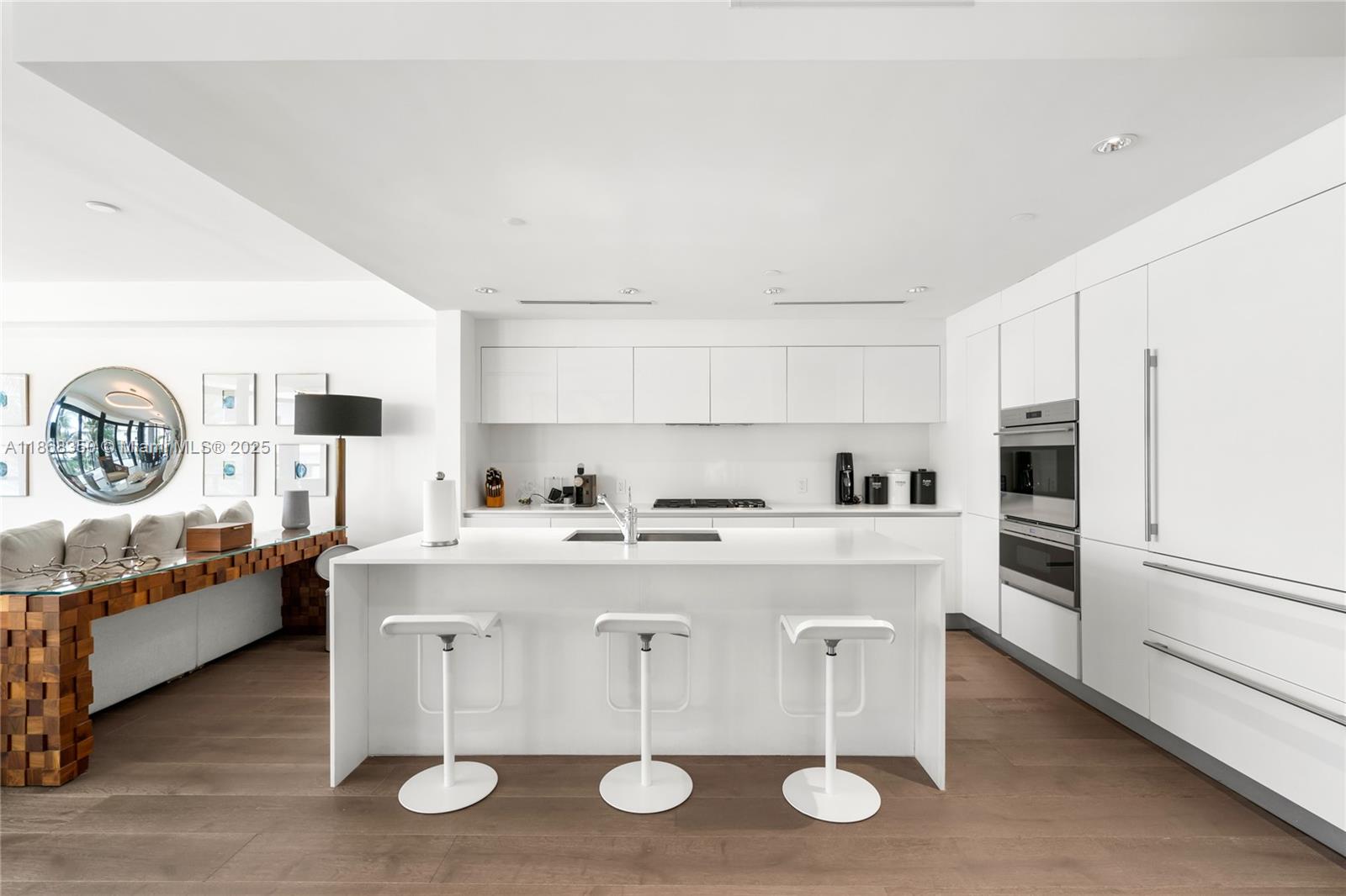 SAGE BEACH CONDO - Residential