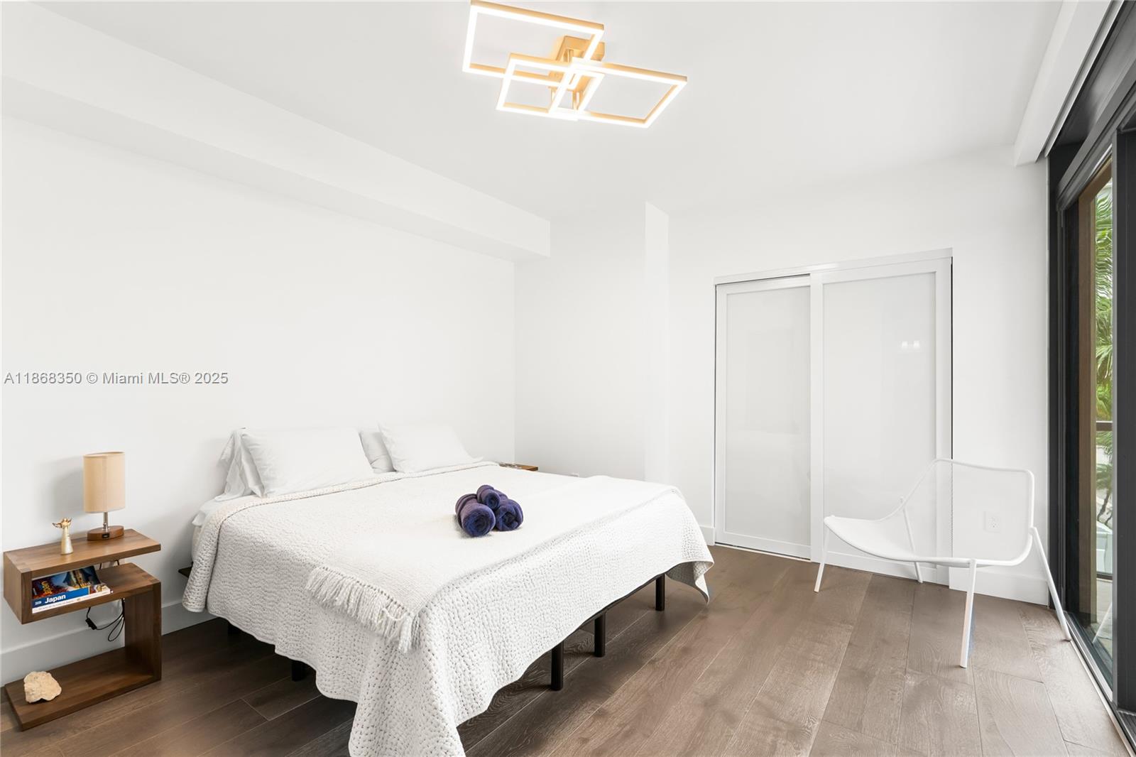 SAGE BEACH CONDO - Residential