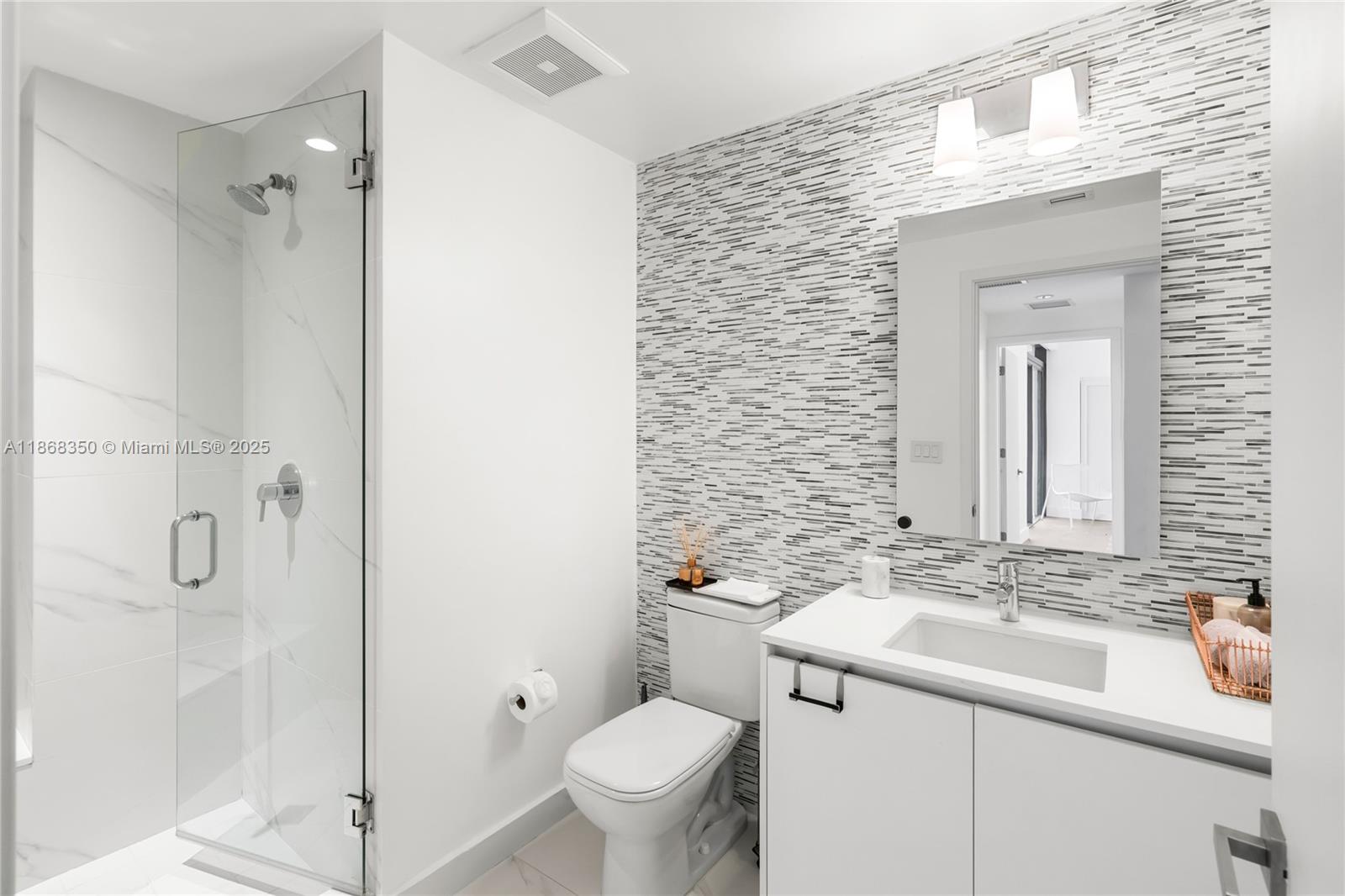 SAGE BEACH CONDO - Residential