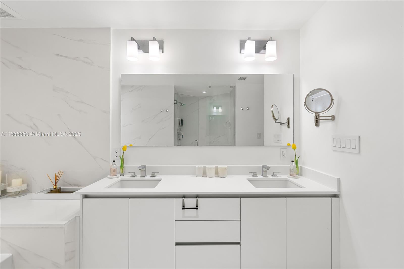 SAGE BEACH CONDO - Residential