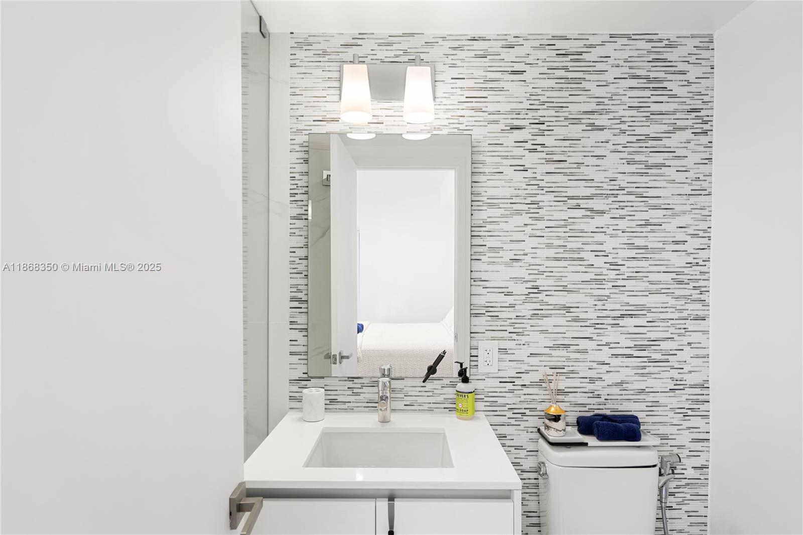 SAGE BEACH CONDO - Residential