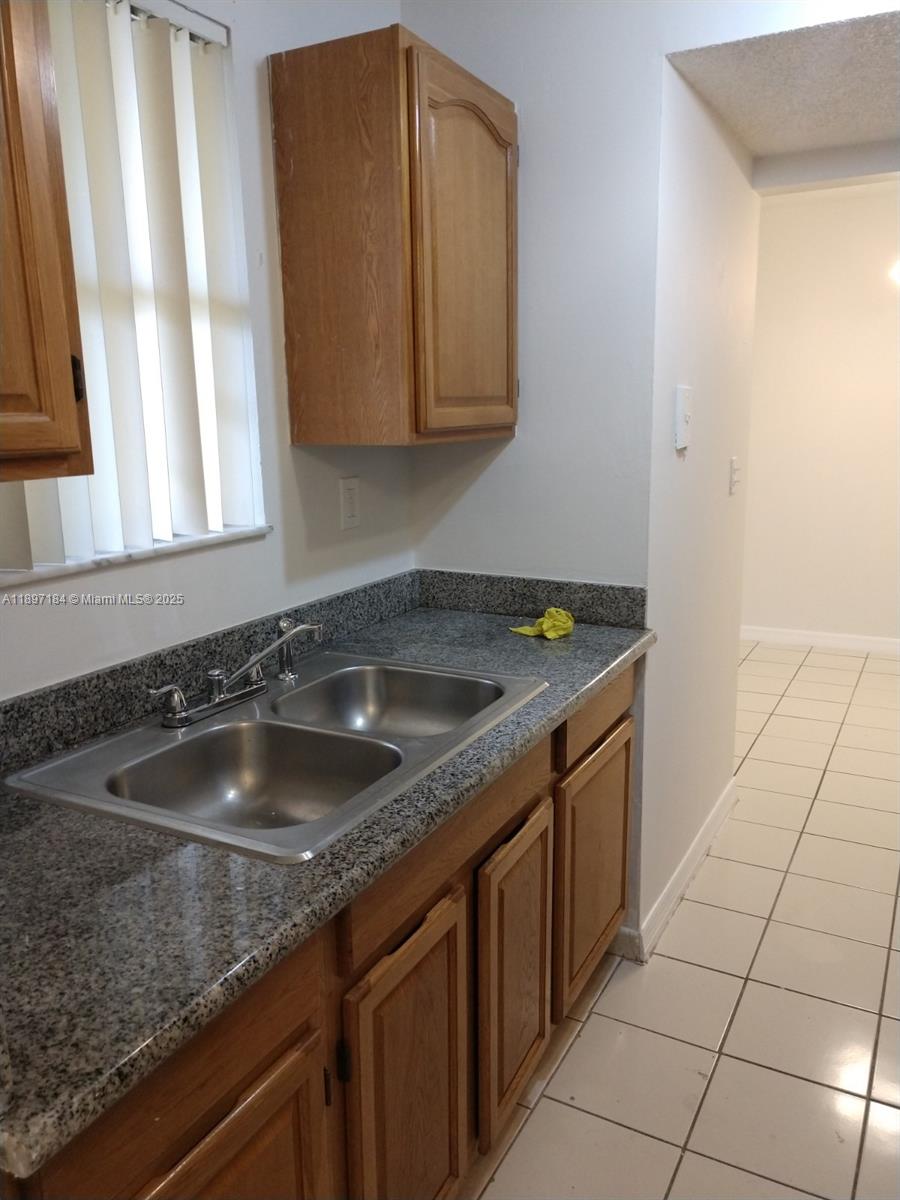 SOLEIL LAKE CONDO - Residential Lease