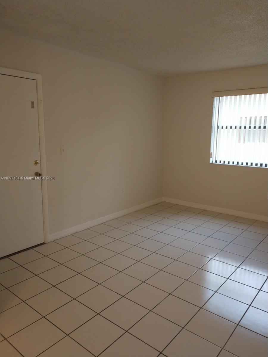 SOLEIL LAKE CONDO - Residential Lease