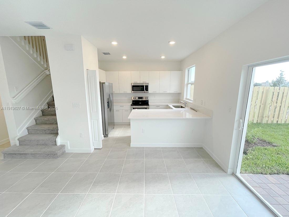 WESTVIEW - Residential