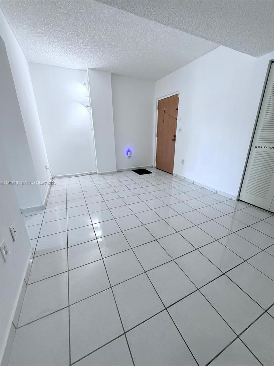 LE JEUNE HOUSE CONDO - Residential Lease