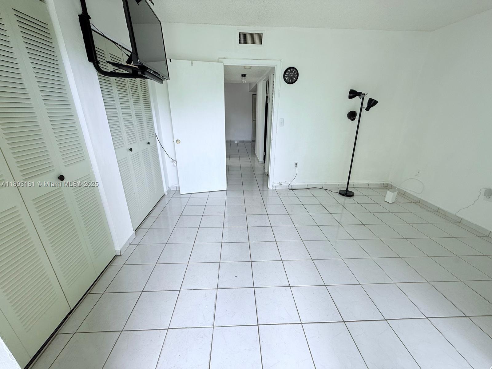LE JEUNE HOUSE CONDO - Residential Lease