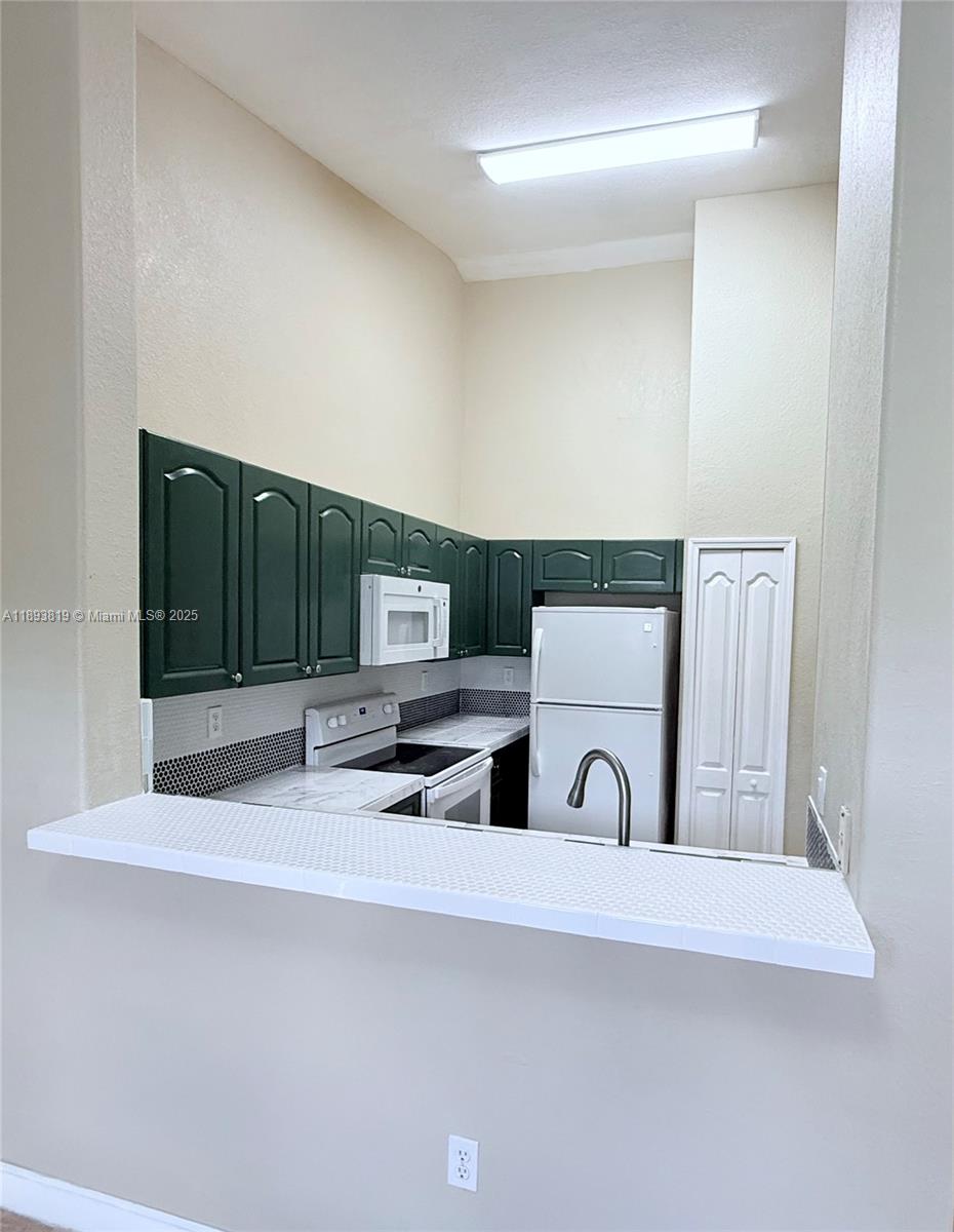SHOMA CONDO AT KEYS COVE - Residential Lease