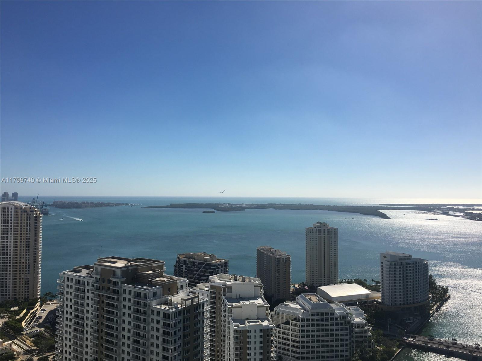 475 Brickell Ave 4307, Miami, Broward County, Florida - 2 Bedrooms  
2 Bathrooms - 