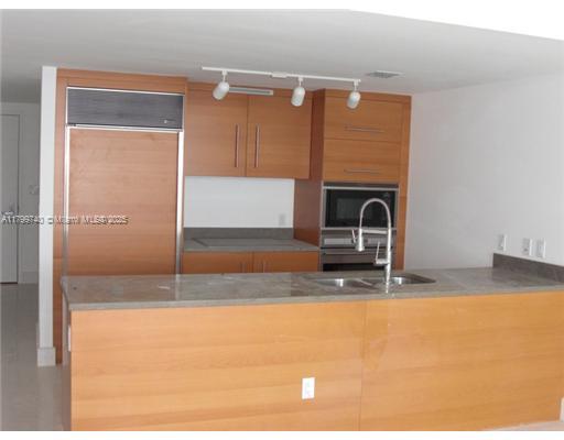 475 BRICKELL AV 4307