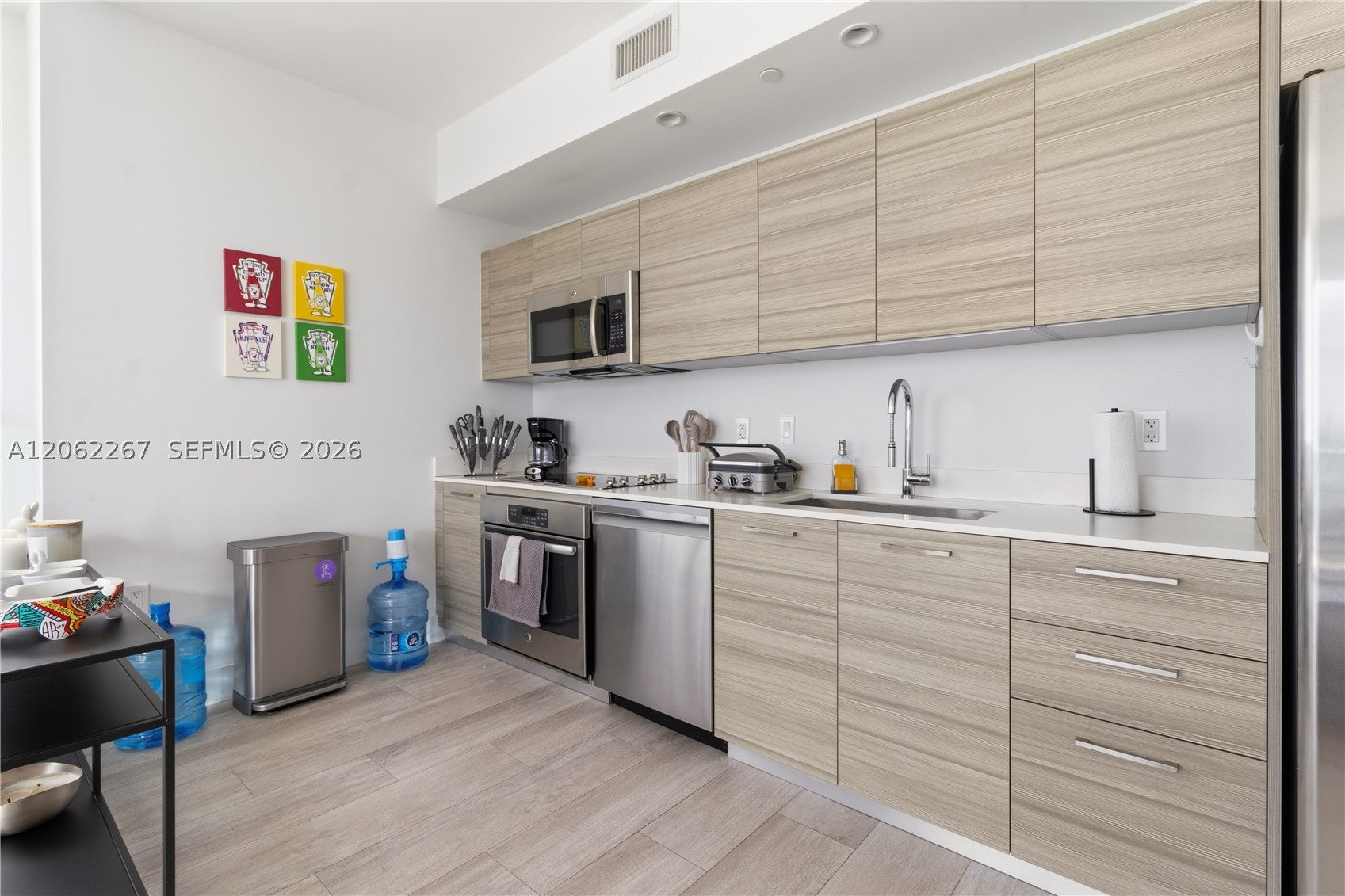 121 NE 34th St 2109